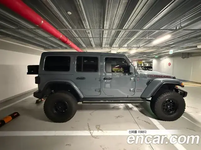 Jeep Wrangler 2025 — Photo 11/11