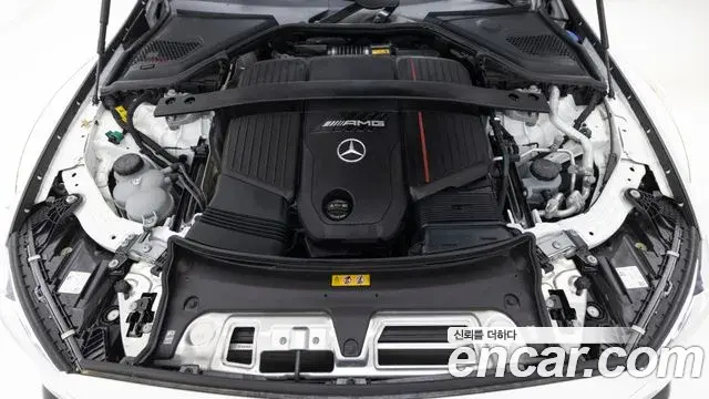 Mercedes-Benz E-Class 2025 — ფოტო 17/20
