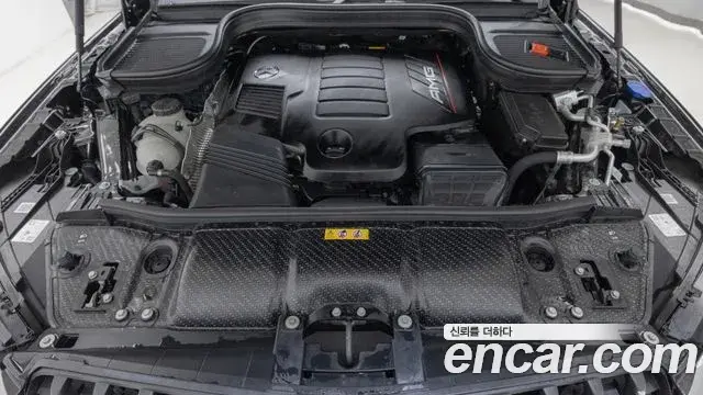 Mercedes-Benz GLE-Class 2025 — Photo 12/20