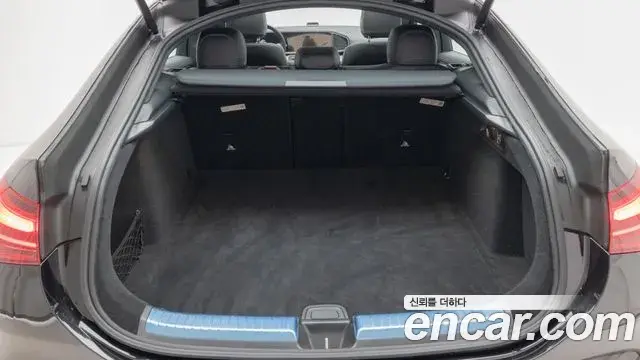 Mercedes-Benz GLE-Class 2025 — Photo 1/20