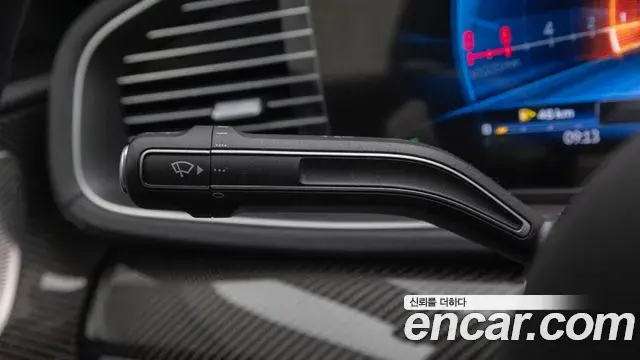 Mercedes-Benz GLE-Class 2025 — Photo 15/20