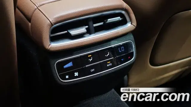 Genesis G80 2021 — Şəkil 25/32