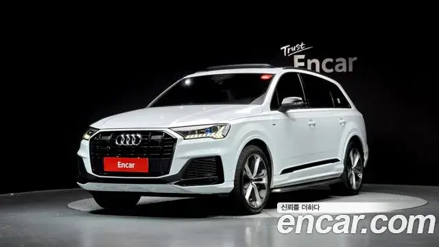 Audi Q7 2023 — Photo 28/39