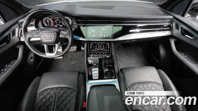 Audi Q7 2023 — Photo 39/39