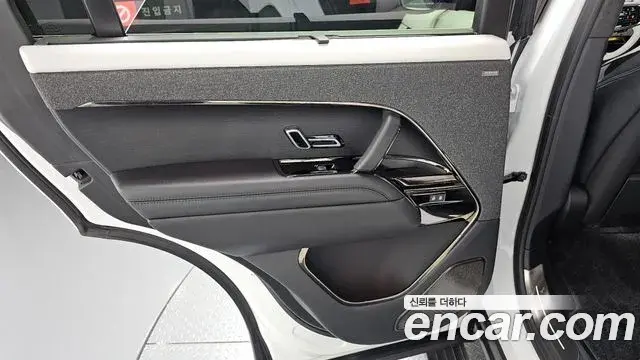 Land Rover Range Rover Sport 2025 — Şəkil 12/38