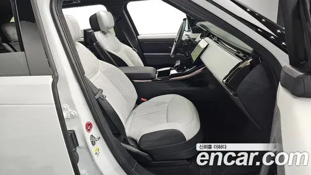 Land Rover Range Rover Sport 2025 — Şəkil 25/38