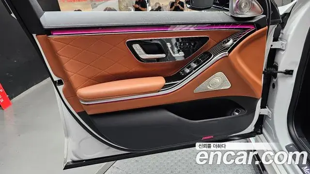 Mercedes-Benz S-Class 2025 — ფოტო 22/32