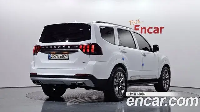 Kia Mohave The Master 2022 — Photo 2/20