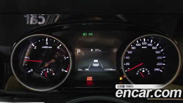 Kia Carnival 2020 — Photo 8/20