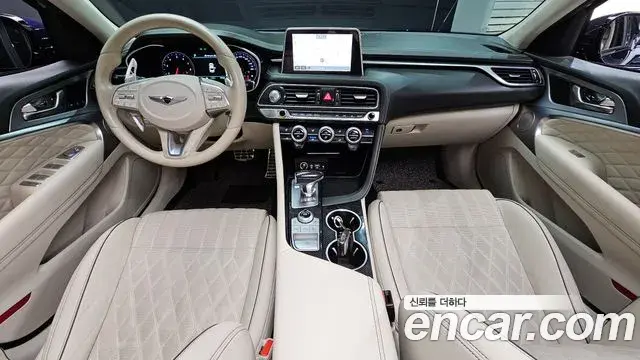 Genesis G70 2019 — Photo 14/20