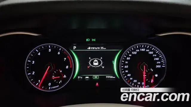 Genesis G70 2019 — Photo 16/20