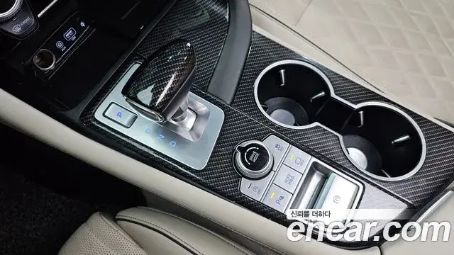 Genesis G70 2019 — Photo 4/20