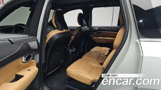 Volvo XC90 2022 — Şəkil 41/41