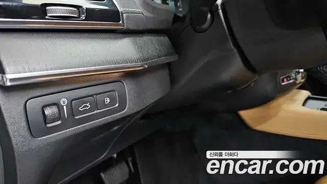 Volvo XC90 2022 — Şəkil 25/41
