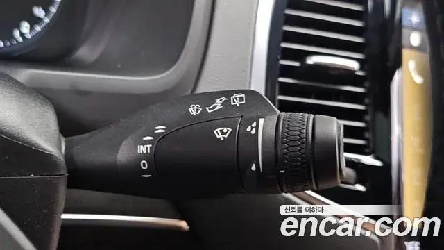 Volvo XC90 2022 — Şəkil 37/41