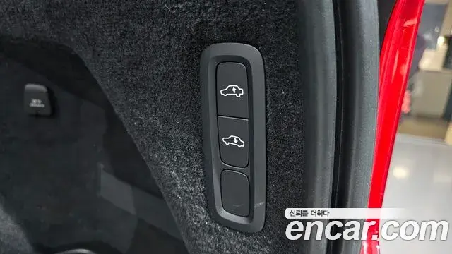 Volvo XC90 2022 — Şəkil 19/41