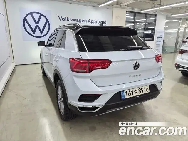 Volkswagen T-Roc 2021 — ფოტო 10/20
