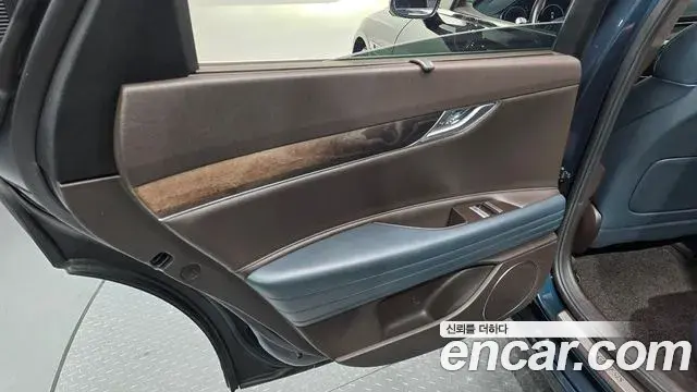 Genesis G80 2020 — ფოტო 4/31