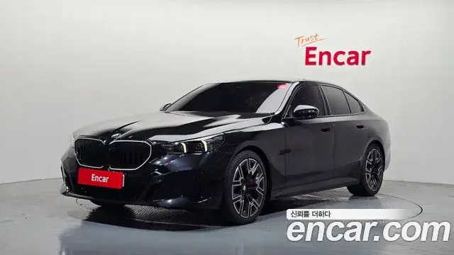 BMW 5 Series 2025 — ფოტო 16/20