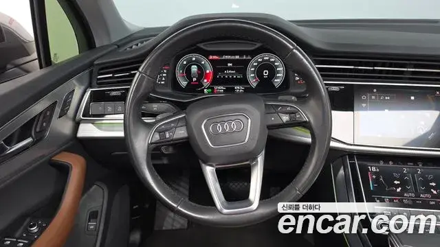 Audi Q7 2021 — Фото 12/20