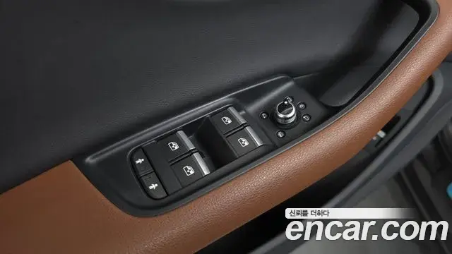 Audi Q7 2021 — ფოტო 21/36