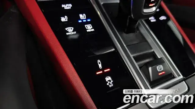 Porsche Cayenne 2020 — Şəkil 24/30