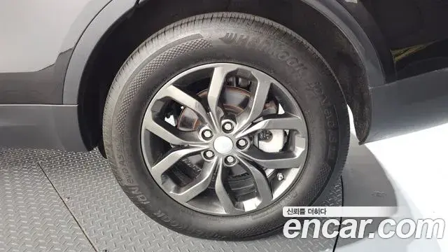 Land Rover Discovery 5 2020 — Şəkil 4/34