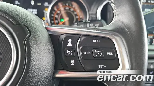 Jeep Wrangler 2019 — Şəkil 11/29