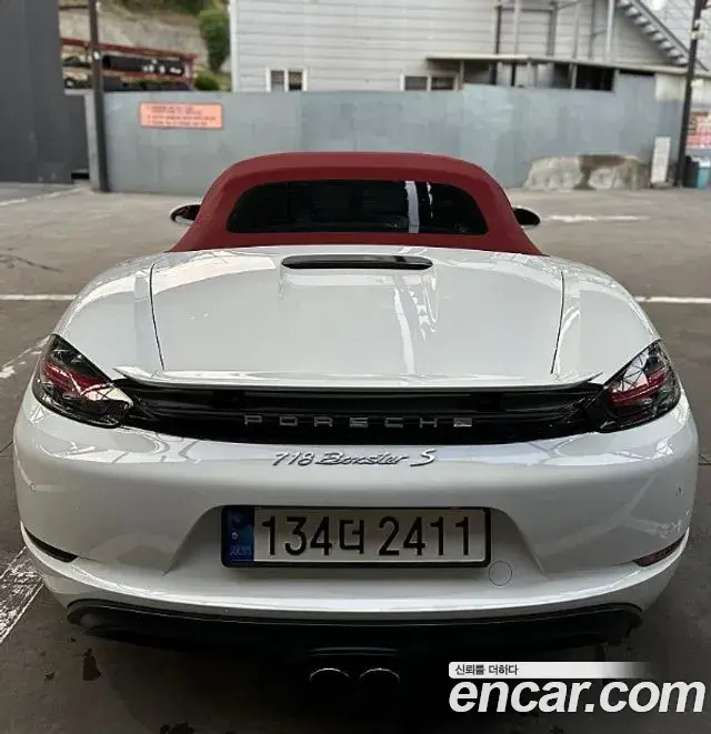 Porsche 718 Boxster 2018 — ფოტო 2/19