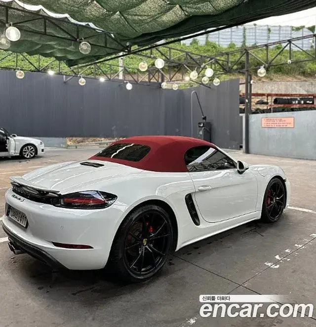 Porsche 718 Boxster 2018 — ფოტო 16/19