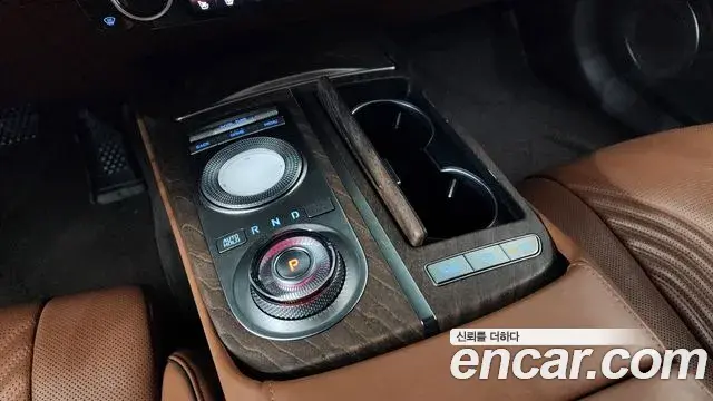 Genesis G80 2022 — Şəkil 39/40