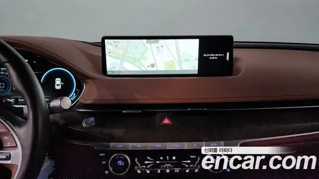 Genesis G80 2022 — Şəkil 35/40