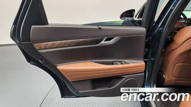 Genesis G80 2022 — Şəkil 14/40