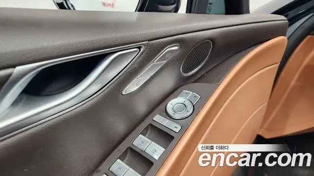 Genesis G80 2022 — Şəkil 18/40