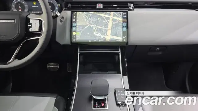Land Rover Range Rover Velar 2025 — Şəkil 11/20