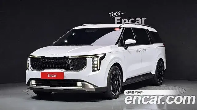Kia Carnival 2024 — Photo 9/20