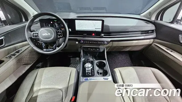 Kia Carnival 2024 — Photo 10/20