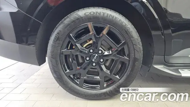 Kia Carnival 2024 — ფოტო 10/34