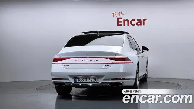 Genesis G90 2022 — Photo 13/20