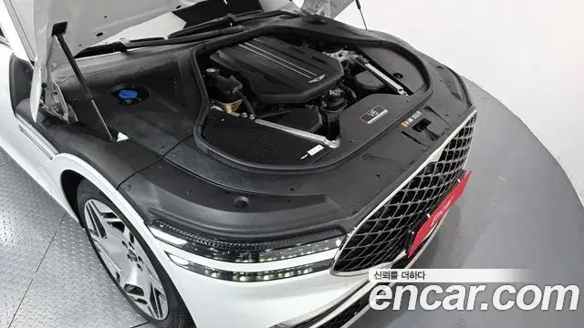 Genesis G90 2022 — Photo 18/20