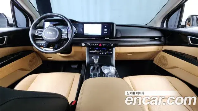 Kia Carnival 2022 — ფოტო 11/20