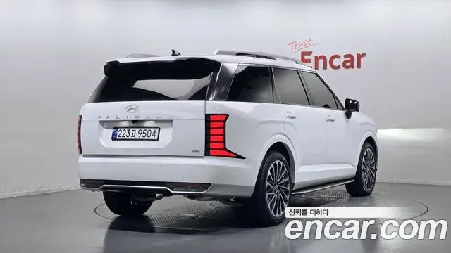 Hyundai Palisade 2025 — Photo 9/32