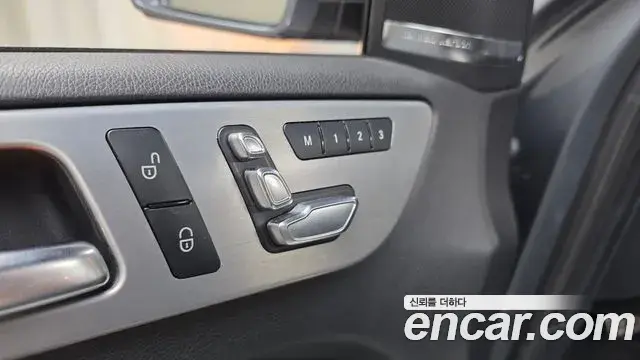 Mercedes-Benz GLE-Class 2018 — Photo 26/32