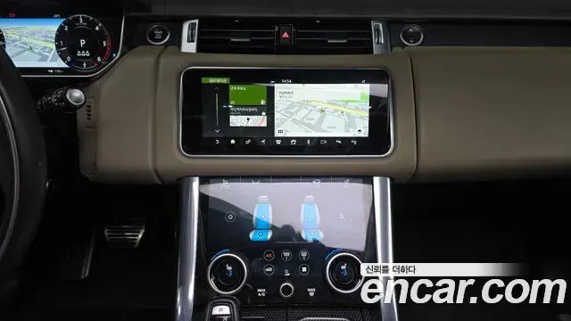 Land Rover Range Rover Sport 2019 — Photo 22/32