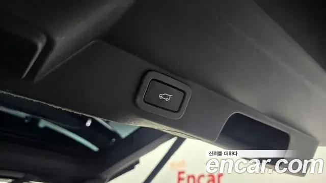Land Rover Range Rover Sport 2019 — Photo 3/32