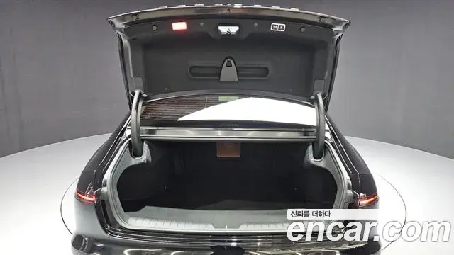 Hyundai Grandeur Hybrid 2025 — Şəkil 12/33
