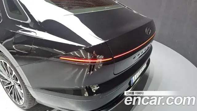Hyundai Grandeur Hybrid 2025 — Şəkil 18/33