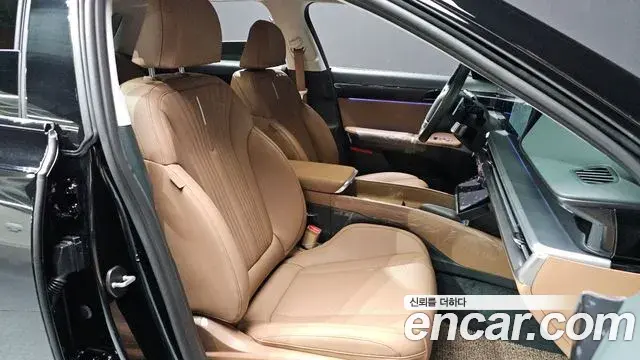 Hyundai Grandeur Hybrid 2025 — Şəkil 28/33