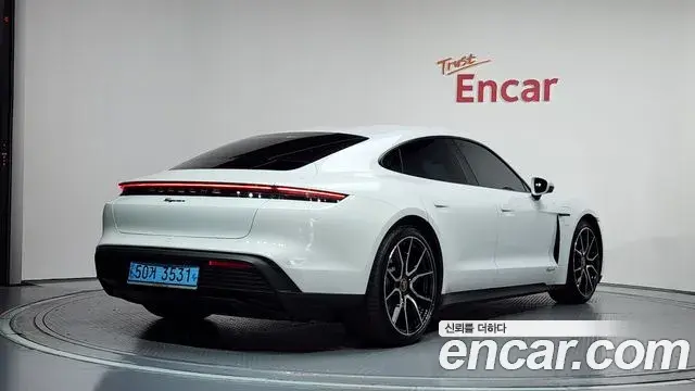 Porsche Taycan 2023 — Şəkil 1/20