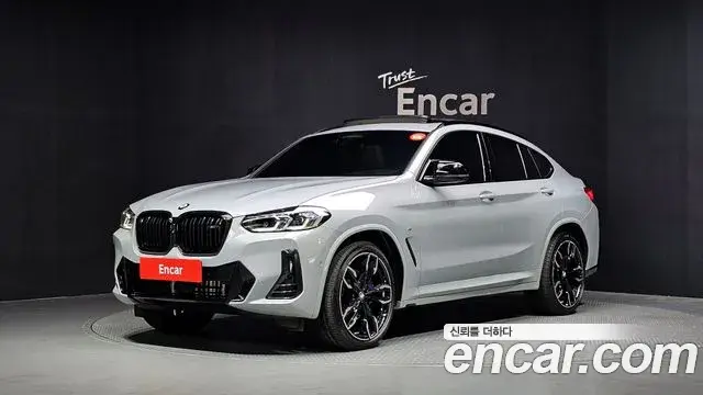 BMW X4 2022 — Фото 1/20